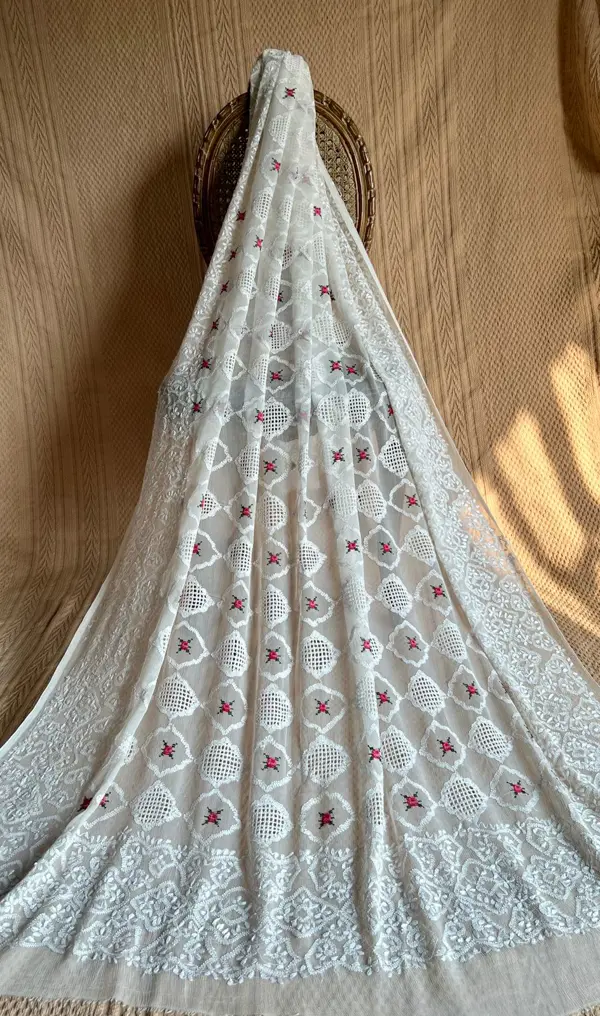 Exquisite Dupata 