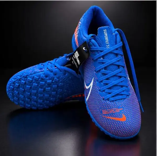FOOTBALL GRIPPER SHOES FOR KIDS
