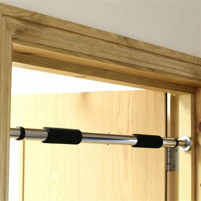 LIVEUP CHIN-UP DOOR BAR (65CM -95CM)