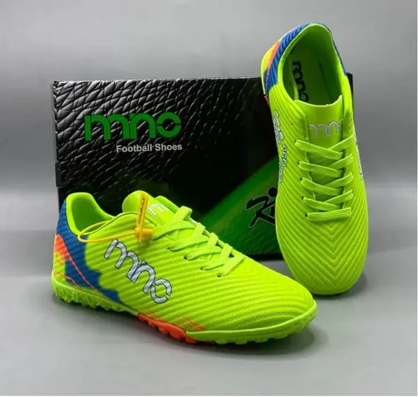 MNC KIDS FOOTBALL GRIPPERS