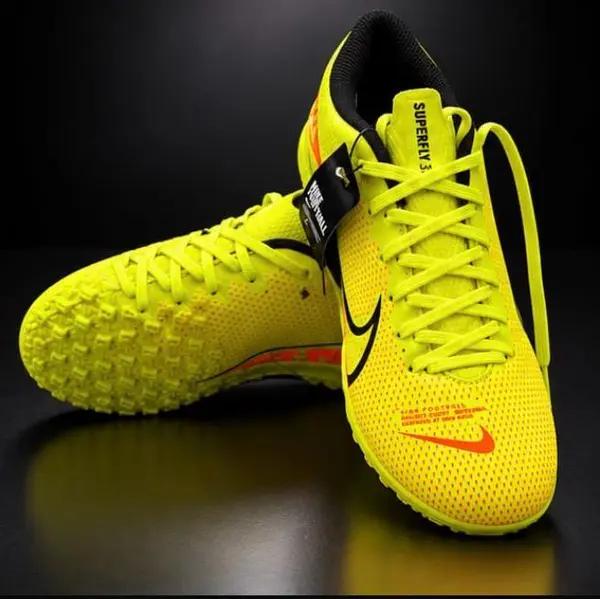 FOOTBALL GRIPPER SHOES FOR KIDS
