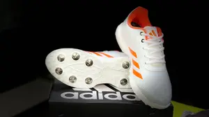 Adidas Cricket Spike 