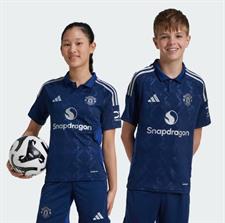 Manchester United Kit 24/25 (shorts & shirt)