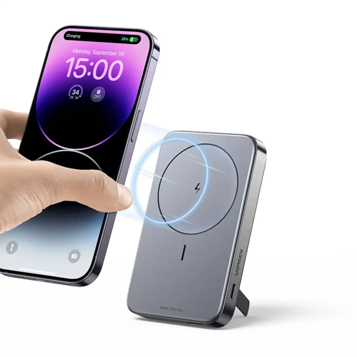 Ugreen 10000mAh Magnetic Power Bank Battery Compatible with Magsafe iPhone 12-17 Series