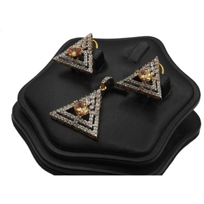 Beautiful Champagne colored zircon Silver Pendant Set