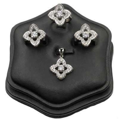 White Zircon Silver Pendant Set