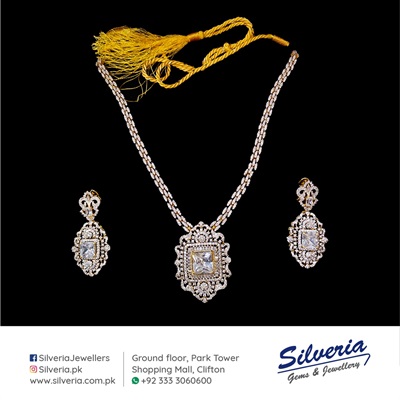 Necklace set