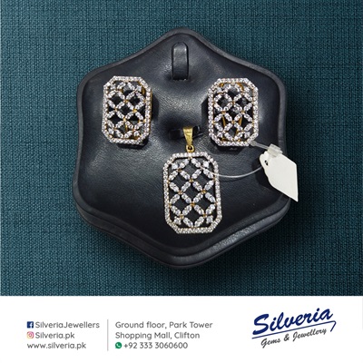 3pc pendant set in two-tone golden and white polish