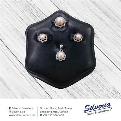 Genuine freshwater cultured pearls pendant sets in 925 Sterling Silver 