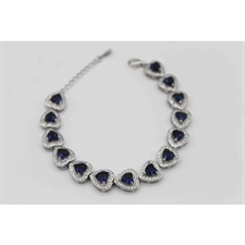 Beautiful bracelet with blue heart shaped zircon