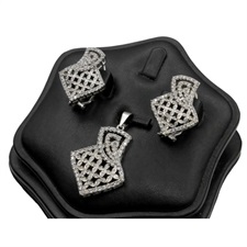 White Colored Zircon Silver Pendant Set