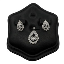 Brilliant Cut Shaped Silver Pendant Set
