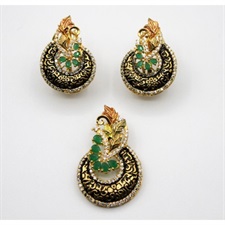 Beautiful And Flawless Gold Plated Pendant Set