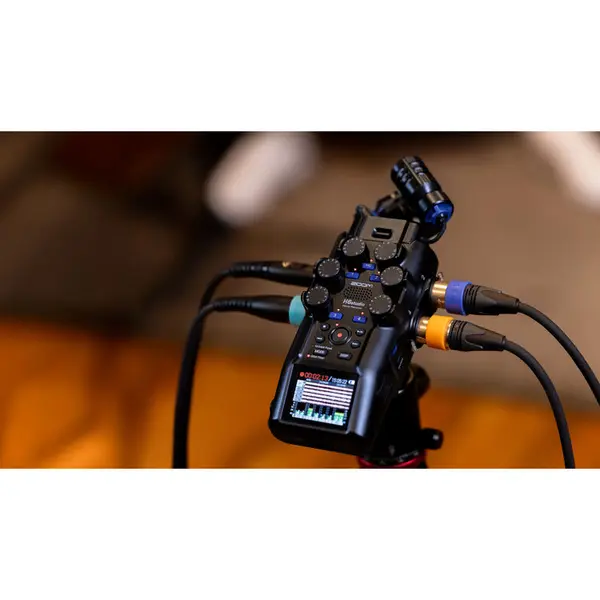 Zoom H6studio 6-Track Handy Recorder with 32-Bit Float Recording