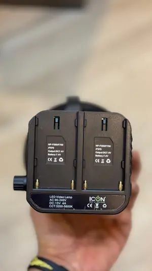 ICON VL-80Bi Bi-Color 3200-5600K LED Light