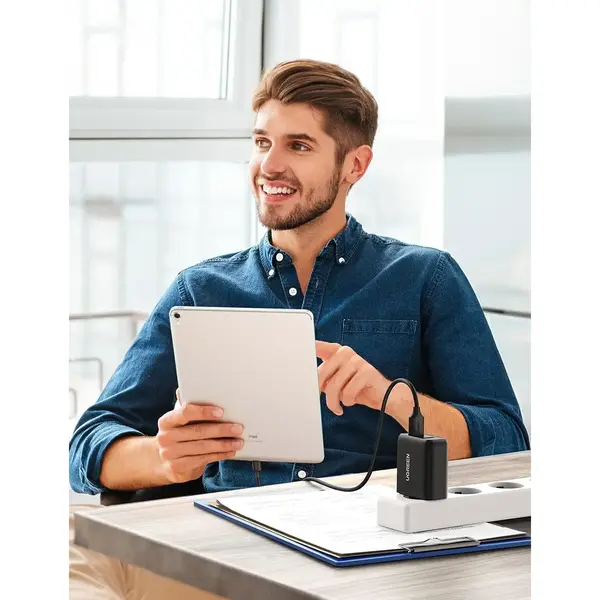 UGREEN 10216 36W Dual USB-A QC 3.0 Charger