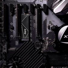 XPG GAMMIX S70 BLADE 4TB PCIe Gen4x4 M.2 2280 Solid State Drive