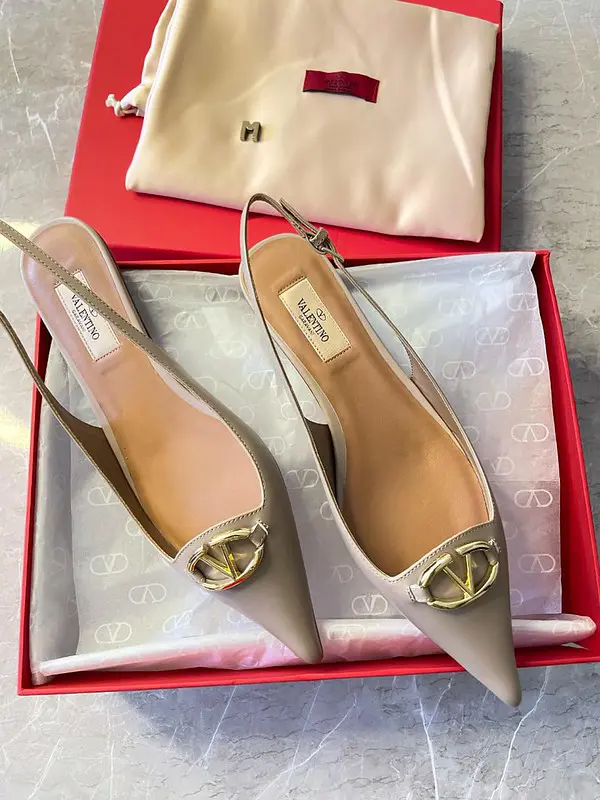 Valentino Slingback 20mm heels - Size 39