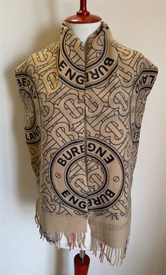 Burberry Scarf/Stole Long 