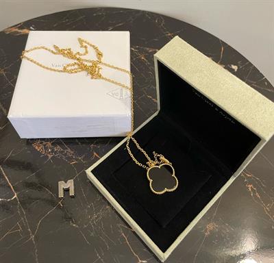 VCA Pendant Black - Large 