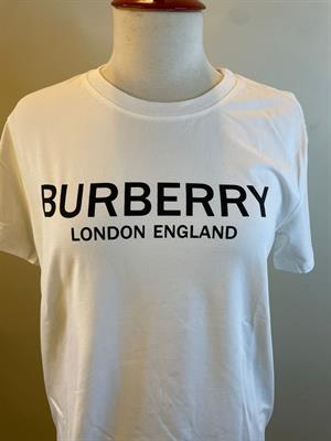 Burberry T Shirt White Small an Medium