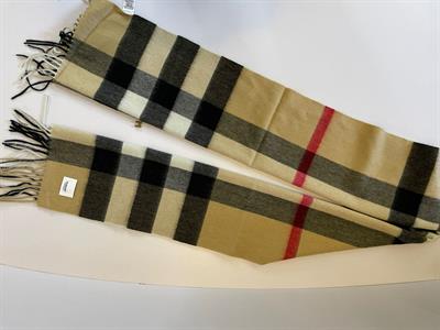 Burberry Scarf 