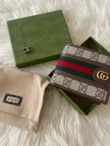 Gucci Ophidia bi-fold wallet - 8 Card pockets inside 
