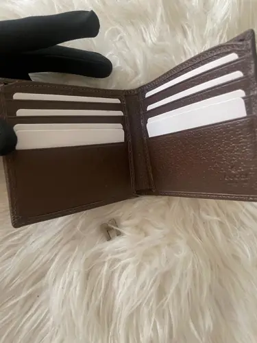 Gucci Ophidia bi-fold wallet - 8 Card pockets inside 