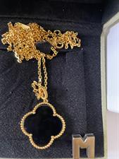 VCA Pendant Black - Large 
