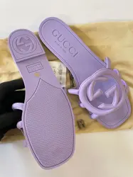 Gucci rubber slides - Size 39 ( Good for Size 40)