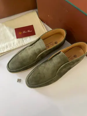 Loro Piana - Size 42