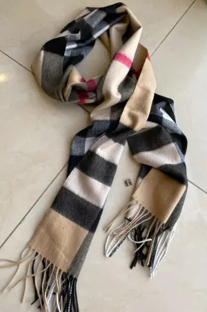 Burberry Scarf 