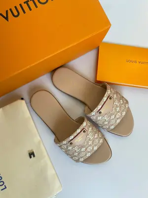 LV Slides - Size 38 
