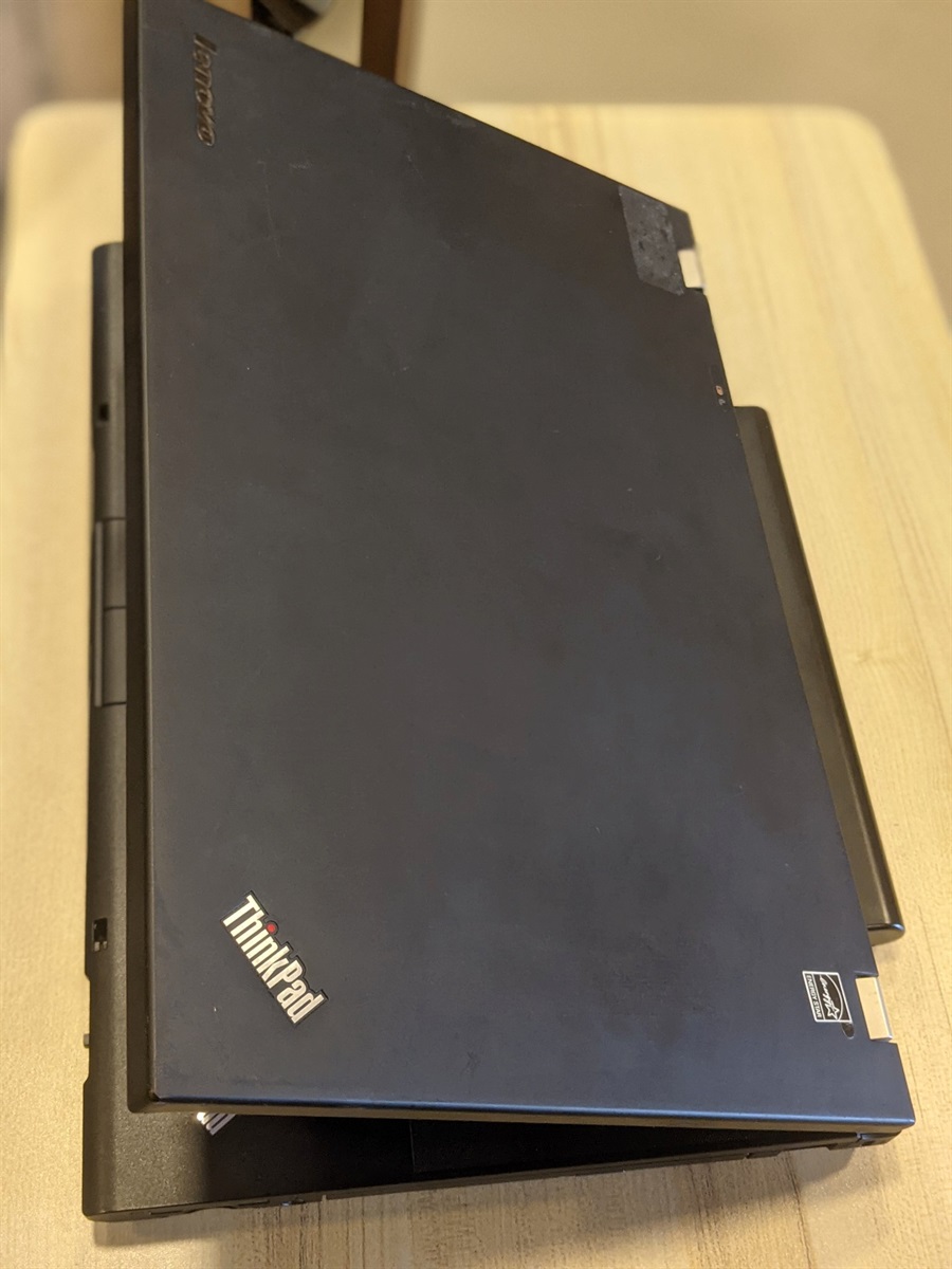 Lenovo ThinkPad W520 Core i7 2nd Generation Buy in Pakistan online