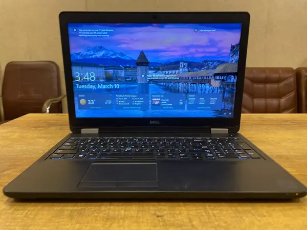 DELL Latitude E5570 Core i5 6th Generation 