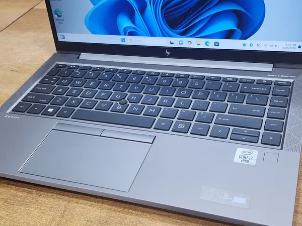 HP ZBook Firefly 14 G7 Mobile Workstation | 10th Gen Intel® Core™ i7-10610U vPro™