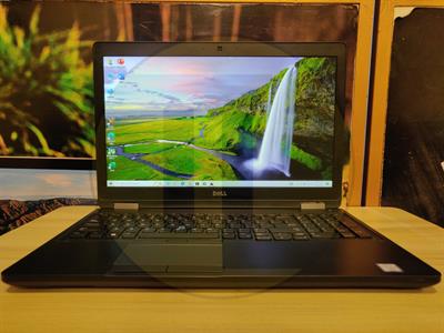 Dell Precision 3520  Quad Core i7 7thGen with 2GB DDR5 NVIDIA Graphics 
