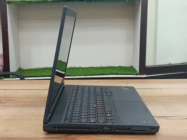 Lenovo ThinkPad W540 Core i7 4th Generation 2GB NVIDIA Graphics