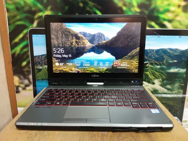 美品＞LIFEBOOK  i5/8G/SSD128G/Office2021 Fujitsu LifeBook T938 core i5 8th Generation Convertible Laptop