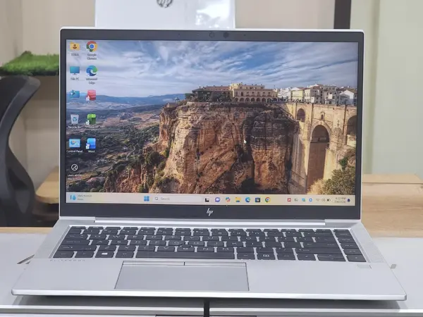 HP EliteBook 845 G7 - AMD Ryzen 3 4450U Laptop