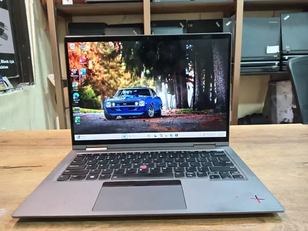 Lenovo ThinkPad X1 Yoga Gen 6 Core i7 11th Generation 