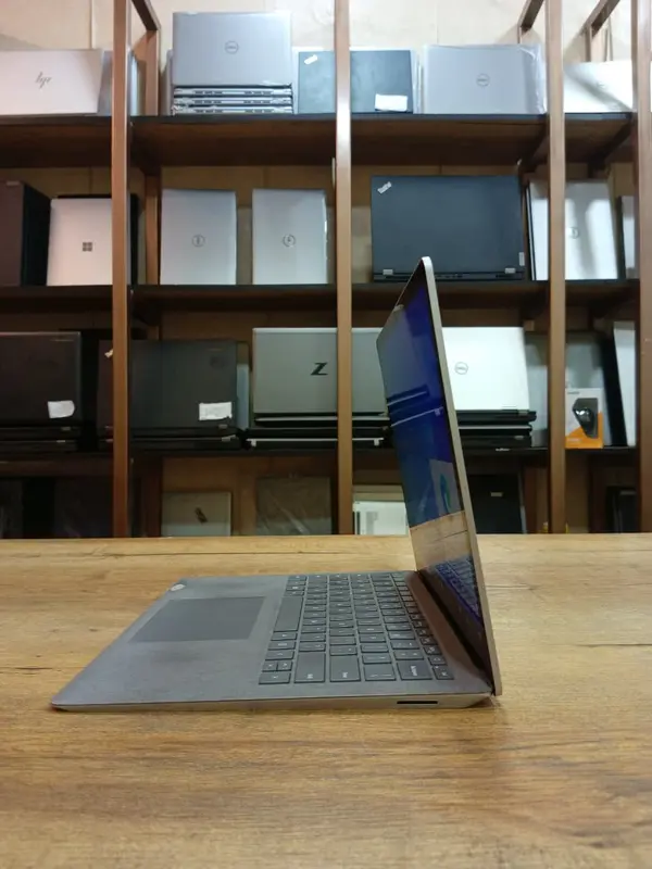 Microsoft Surface Laptop 5 Core i7 12th Generation | 13.5" PixelSense Display | Silver