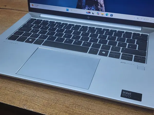 HP EliteBook 840 G11 Core Ultra 5 135U AI PC | 16GB DDR5 RAM | 256GB SSD