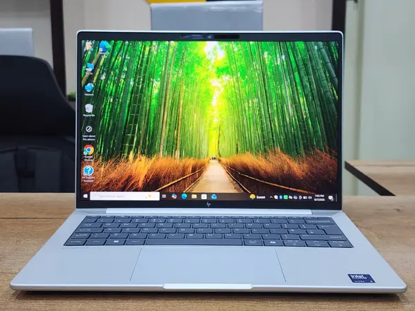 HP EliteBook 8G1i Notebook PC AI PC- Intel Core Ultra 5 235U