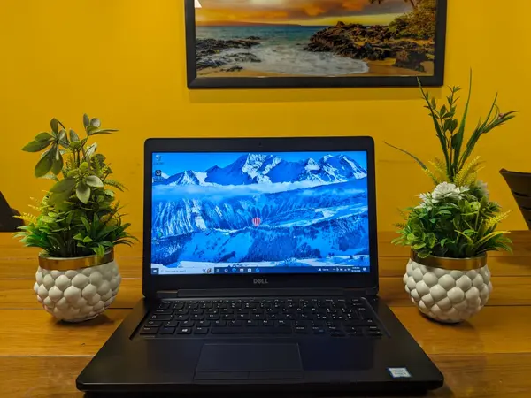 DELL Latitude 5480 i5 6th Generation