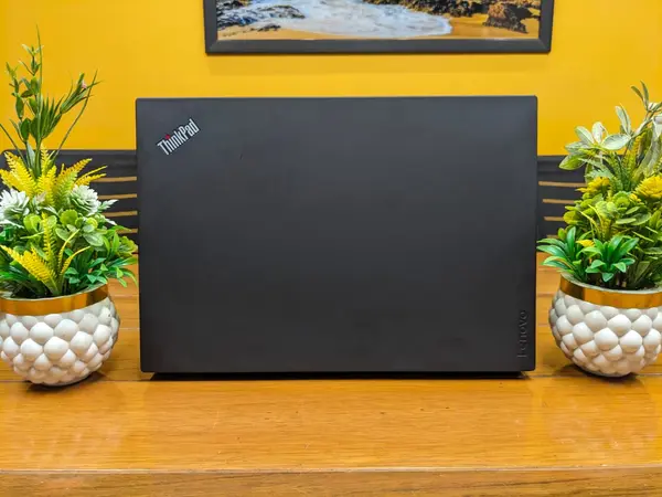 Lenovo ThinkPad  P52s Core-i7™ 8th Generation Mobile Workstation | NVIDIA® Quadro® P500, 2GB GDDR5 Graphic Card