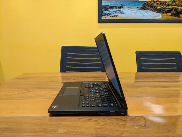 Dell Latitude 5495 Ryzen 5 Pro 2500U Laptop 