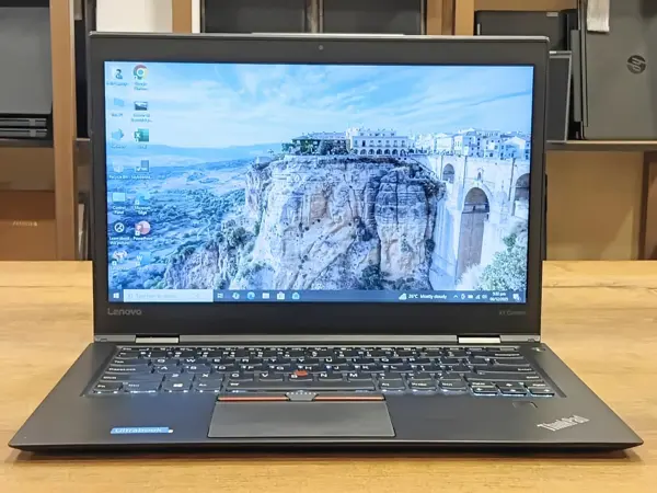 Lenovo ThinkPad X1 Carbon (4th Gen) | Core i7 6th Generation
