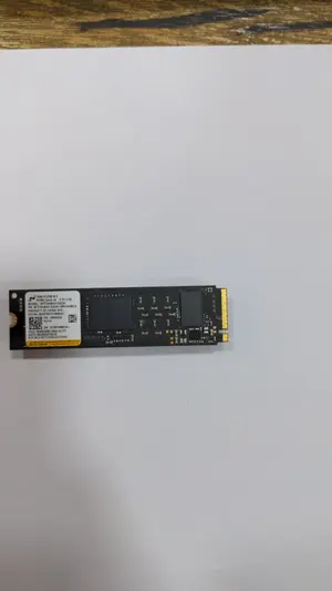 Micron 2210 512GB NVMe SSD