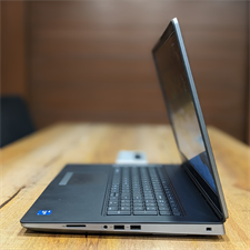 Dell Precision 7760 Mobile Workstation | Intel Octa-Core i7-11850H | NVIDIA RTX A5000 16GB GDDR6 